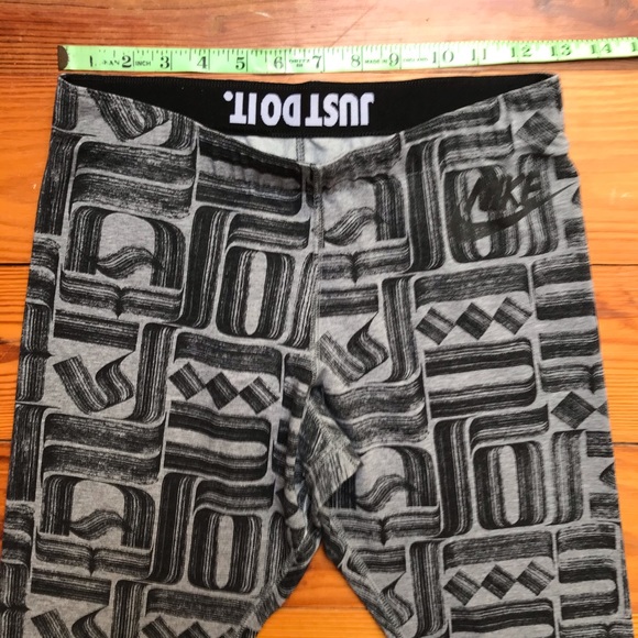 Nike Grey Black Cotton Leggings, EUC, M - Picture 5 of 10